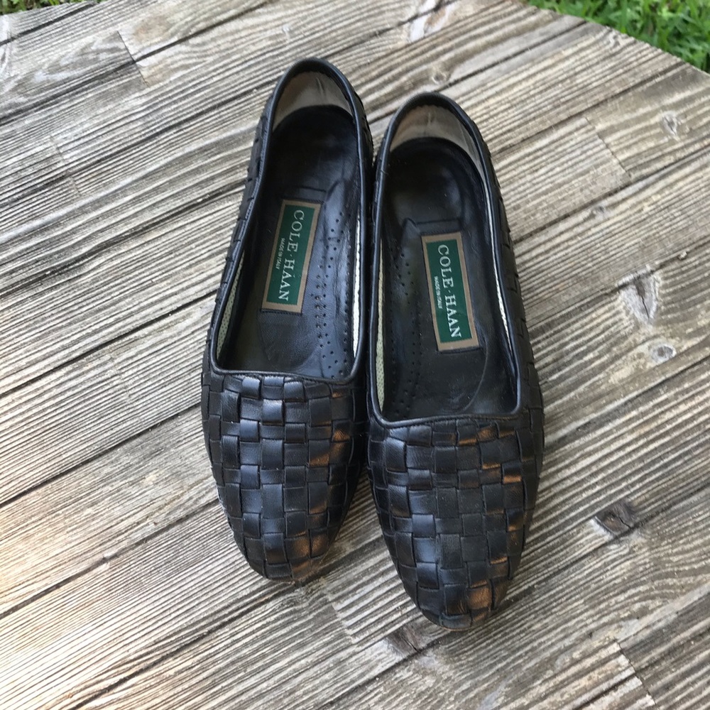 Cole Hann Vintage Black Weaved Loafers SZ 6AA